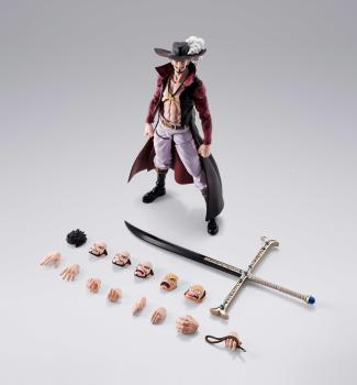 One Piece S.H.Figuarts Actionfigur Dracule Mihawk Hawkeye 17 cm