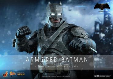 Batman v Superman: Dawn of Justice Movie Masterpiece Actionfigur 1/6 Armored Batman 2.0 33 cm