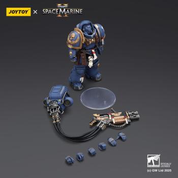 Warhammer 40,000: Space Marine 2 Actionfigur Ultramarines Heavy Artificer Armor with Relic Multi-Melta 13 cm