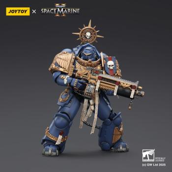 Warhammer 40,000: Space Marine 2 Actionfigur Ultramarines Heavy Relic Primus Armor with Heavy Relic Bolt Rifle 13 cm