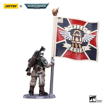 Warhammer 40k Actionfigur 1/18 Astra Militarum Cadian Command Squad Veteran with Regimental Standard 12 cm