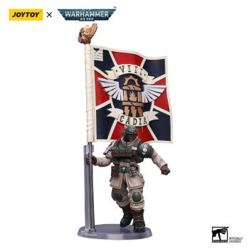 Warhammer 40k Actionfigur 1/18 Astra Militarum Cadian Command Squad Veteran with Regimental Standard 12 cm