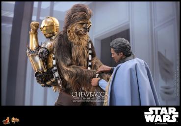 Star Wars Episode V Movie Masterpiece Actionfigur 1/6 Chewbacca with Disassembled C-3PO 36 cm