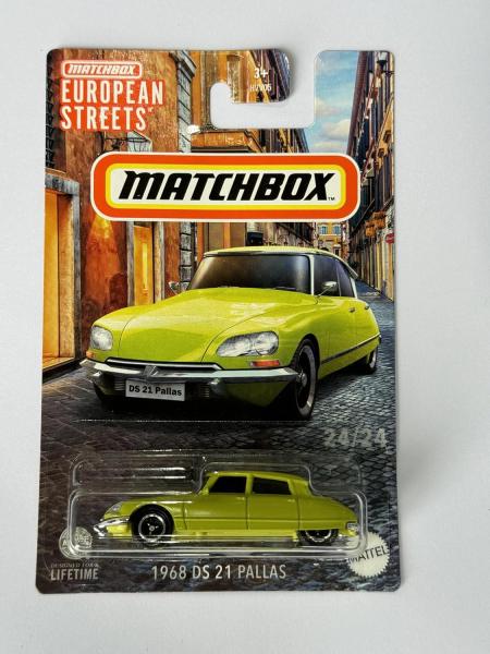 Matchbox European Streets 1968 DS 21 Pallas 24/24