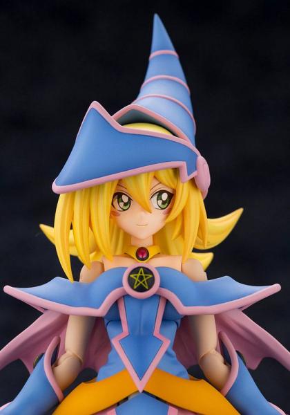 Yu-Gi-Oh! Crossframe Girl Plastic Model Kit Dark Magician Girl 18 cm