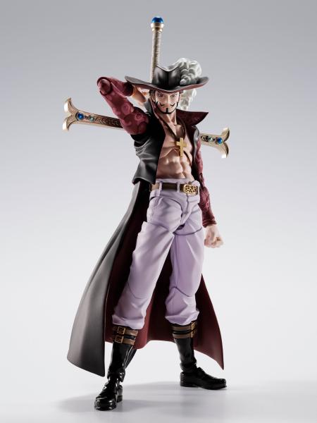 One Piece S.H.Figuarts Actionfigur Dracule Mihawk Hawkeye 17 cm