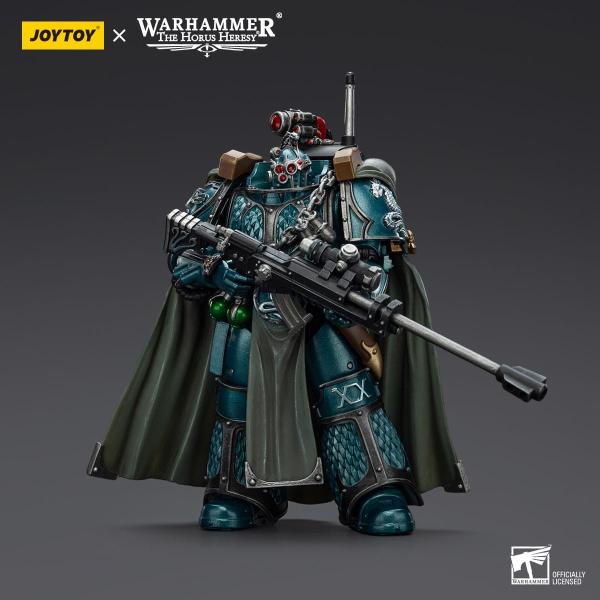 Warhammer The Horus Heresy Actionfigur Alpha Legion Exodus The One who is Many With Sniper Rifle And Power Dagger 20 cm