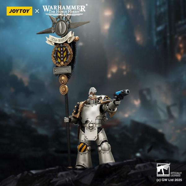 Warhammer The Horus Heresy Actionfigur 1/18 lron Warriors Command Squad Chosen with Legion Standard 12 cm