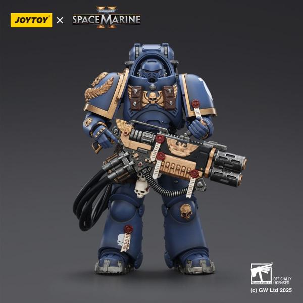 Warhammer 40,000: Space Marine 2 Actionfigur Ultramarines Heavy Artificer Armor with Relic Multi-Melta 13 cm