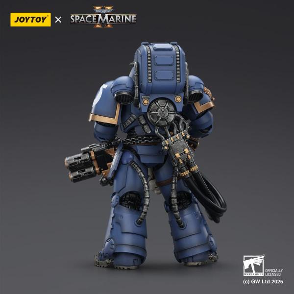 Warhammer 40,000: Space Marine 2 Actionfigur Ultramarines Heavy Artificer Armor with Relic Multi-Melta 13 cm