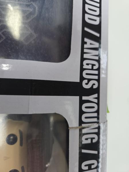 Lagerbruch Funko Pop ACDC Brian Johnson Phil Rudd Angus YOung CLiff Williams Malcom YOung 17 Album Cover